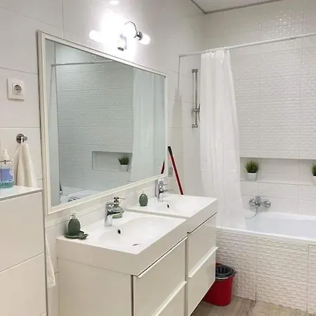 Wesselenyi Utca 4 * Budapeşte